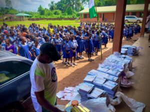Edo Diaspora Agency delivers 10,000 educational materials to pupils. Books and writing materials reach Useh and Urunmwon primary schools.